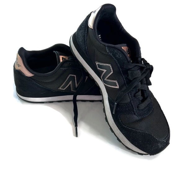 New Balance Shoes - New Balance 311 Black Rose Gold Retro Running Shoe Size 8 M EUC